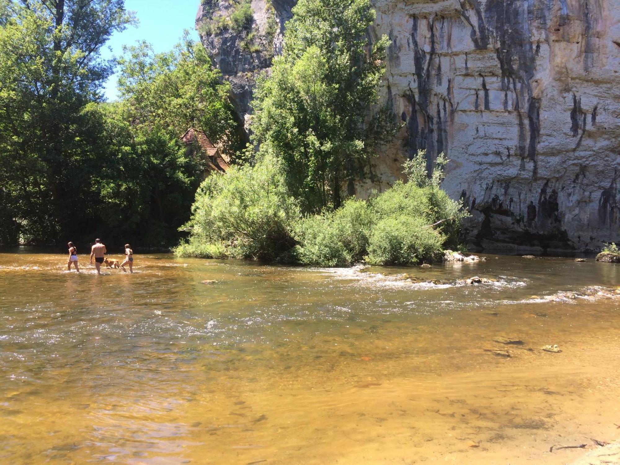 ホテル Les Sentiers Du Causse Lentillac du Causse エクステリア 写真