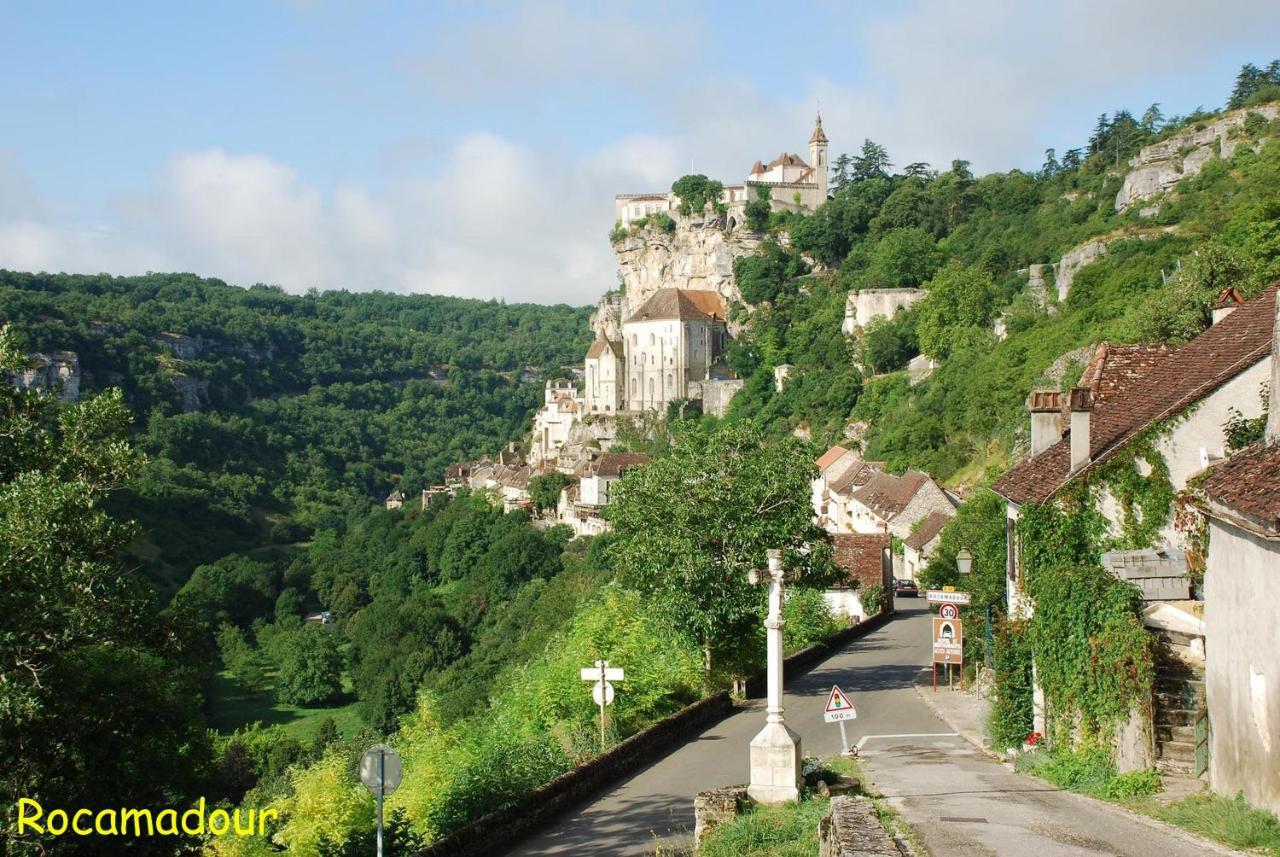 ホテル Les Sentiers Du Causse Lentillac du Causse エクステリア 写真
